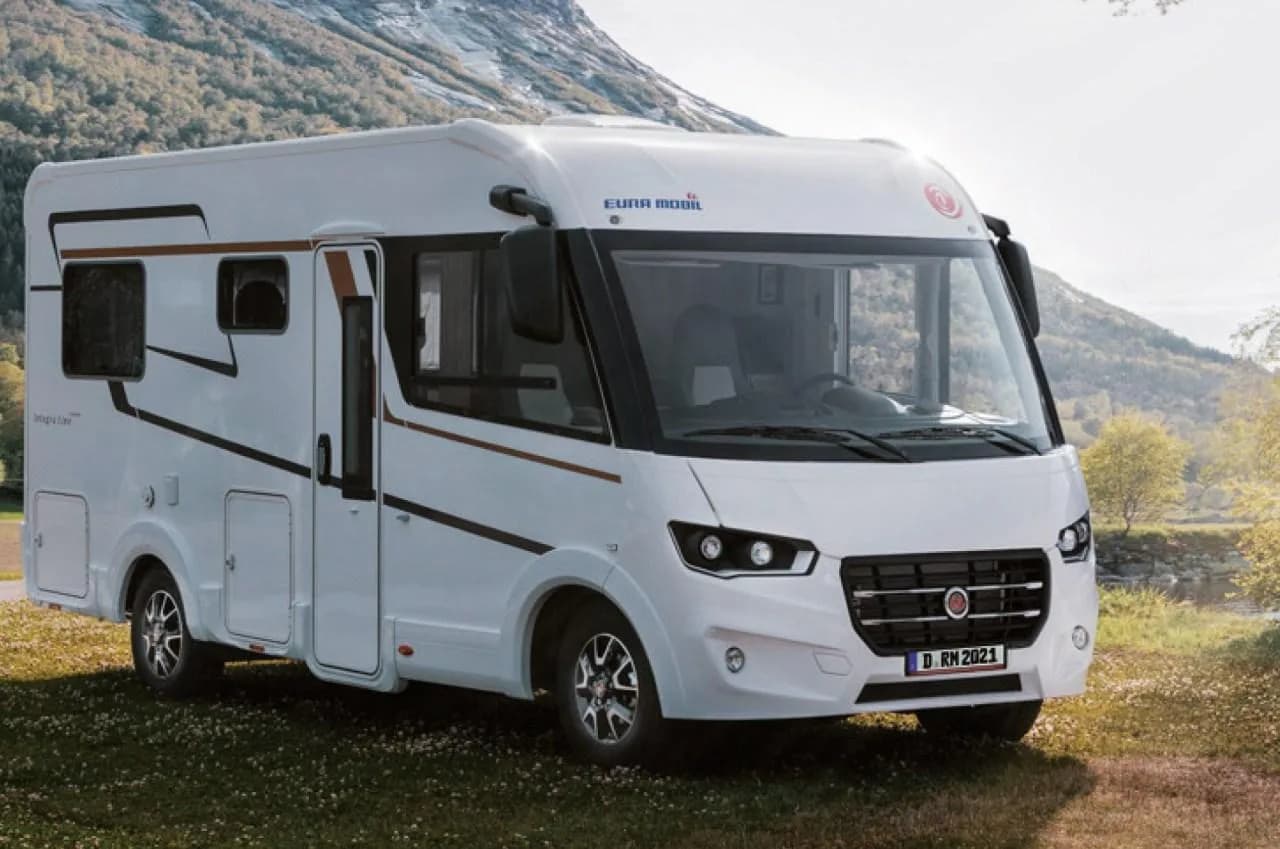 Louer un camping-car de luxe DRM L1 pour 3 personnes